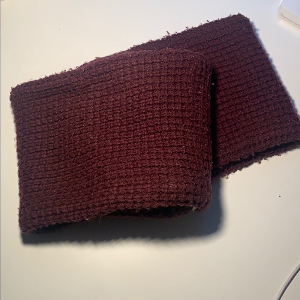 Super Dry Burgundy Infinity Rug - Picture 2 of 6
